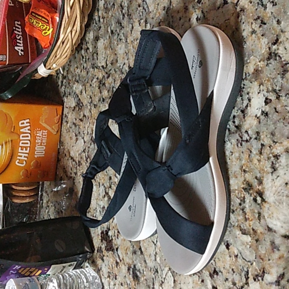 Cloud steppers navy sandles